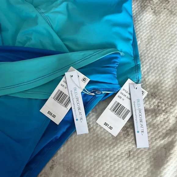 Bleu Rod Beattie Coast To Coast High-Neck Underwire Tankini Top & Hipster Bottom - Picture 12 of 13